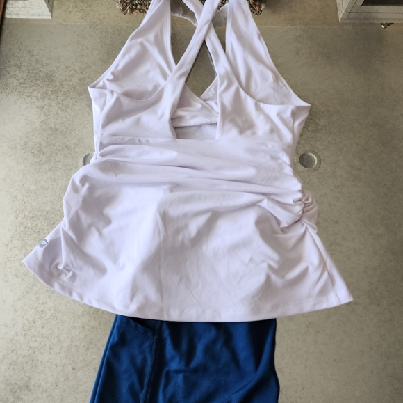 Fabletics Top & pants combo - Picture 4 of 7